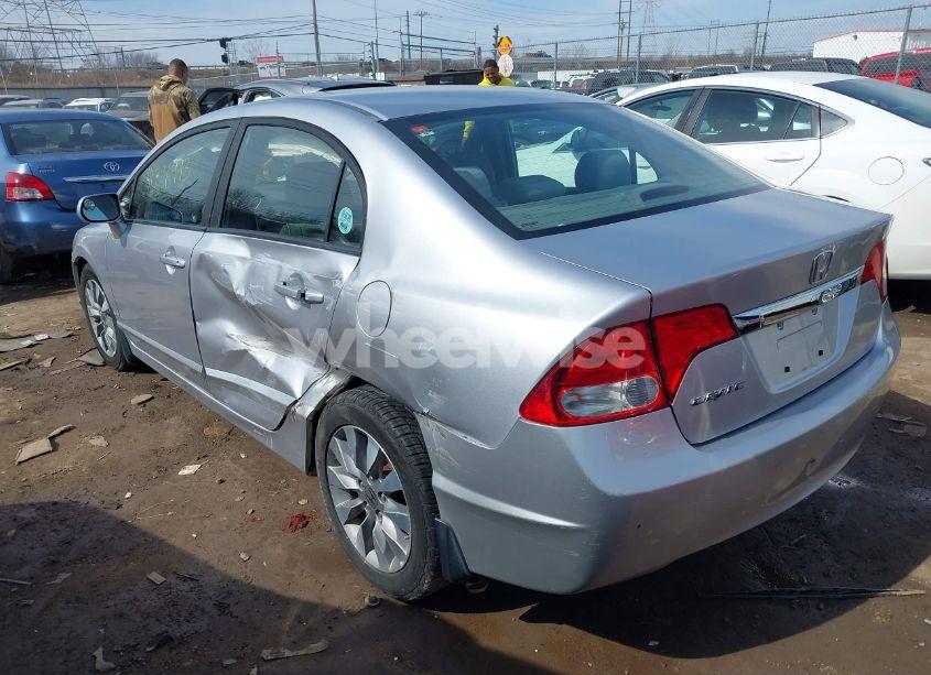 Photo 3 of 2010 Honda Civic EX (VIN 19XFA1F88AE024842)