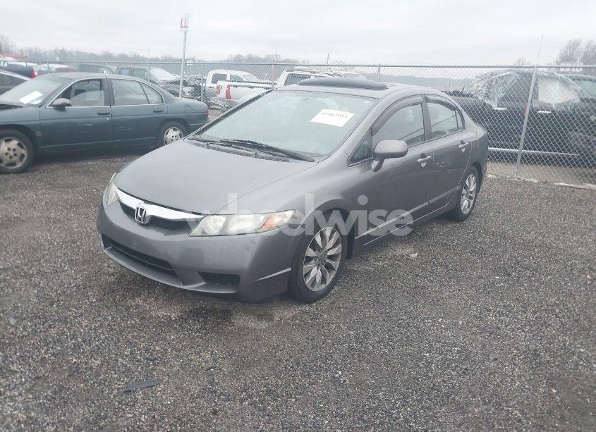 Photo 2 of 2010 Honda Civic EX (VIN 19XFA1F88AE040118)