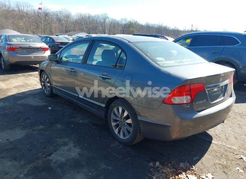 Photo 3 of 2010 Honda Civic EX (VIN 19XFA1F89AE038006)
