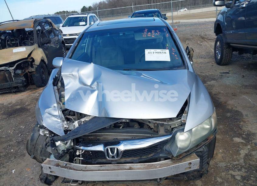 Photo 13 of 2010 Honda Civic EX (VIN 19XFA1F89AE055811)