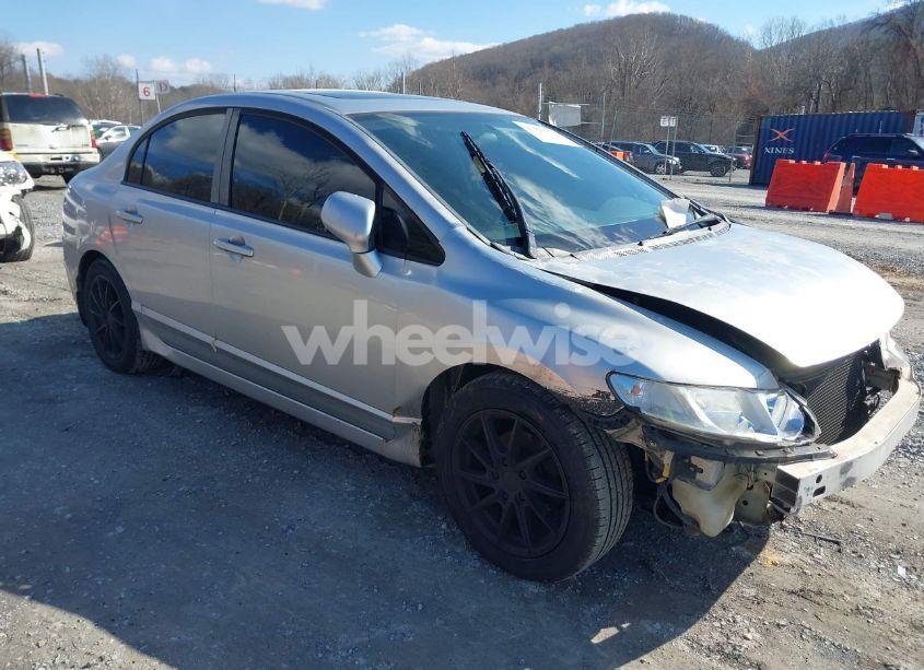 2010 Honda Civic EX (VIN 19XFA1F8XAE033624) main photo