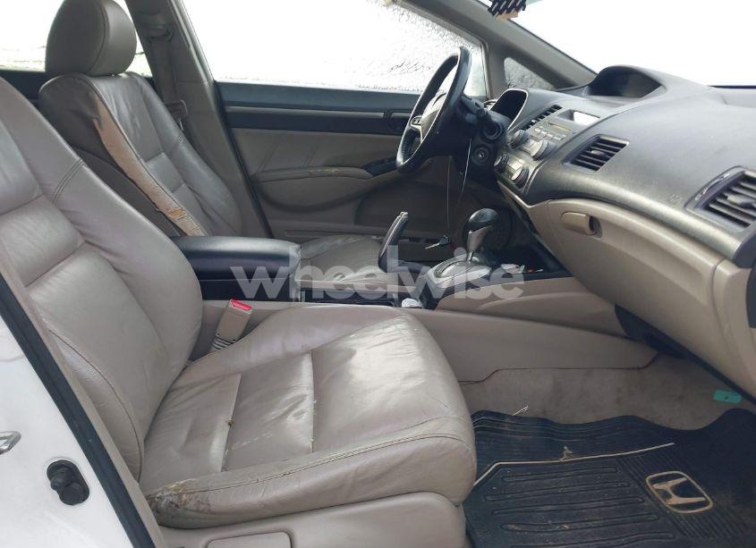 Photo 5 of 2011 Honda Civic EX-L (VIN 19XFA1F91BE020013)