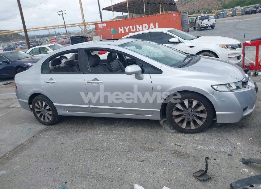 Photo 13 of 2010 Honda Civic EX-L (VIN 19XFA1F93AE032307)