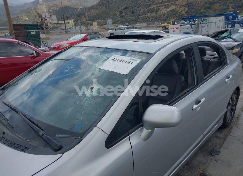 Photo 6 of 2010 Honda Civic EX-L (VIN 19XFA1F93AE032307)