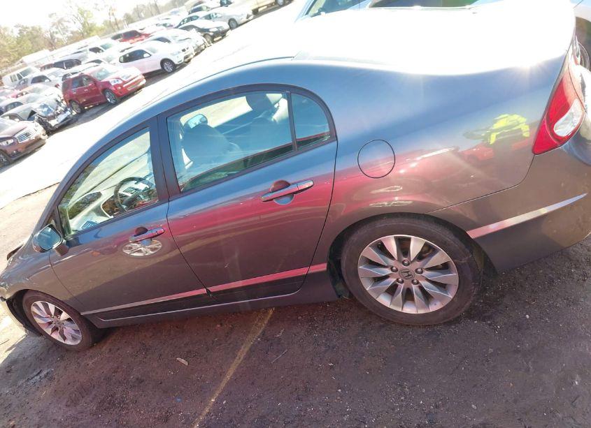 Photo 14 of 2010 Honda Civic EX-L (VIN 19XFA1F93AE051620)