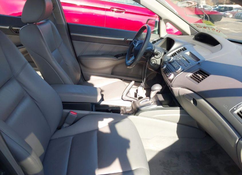 Photo 5 of 2010 Honda Civic EX-L (VIN 19XFA1F93AE051620)