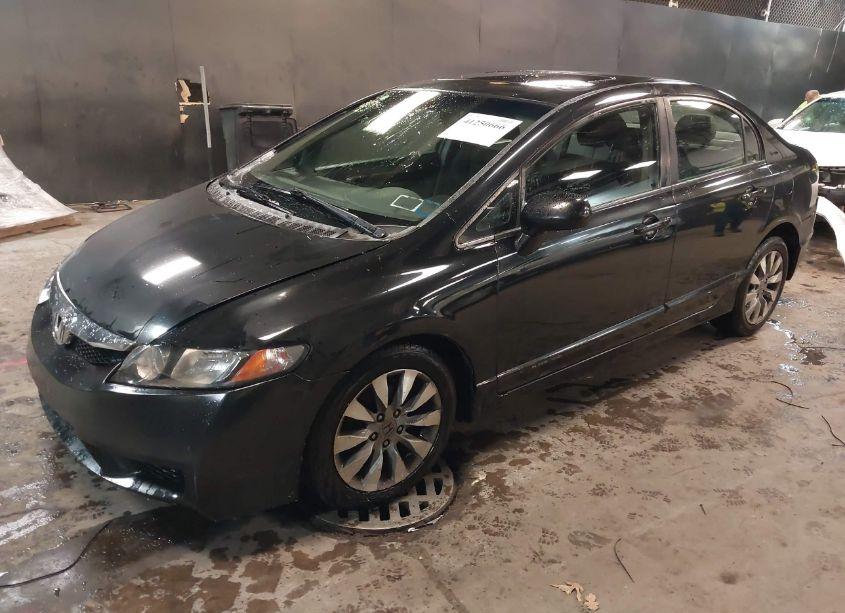 Photo 2 of 2011 Honda Civic EX-L (VIN 19XFA1F95BE019592)