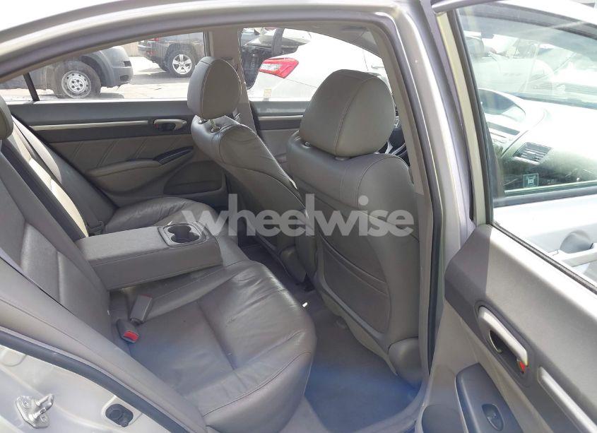 Photo 8 of 2010 Honda Civic EX-L (VIN 19XFA1F99AE036913)