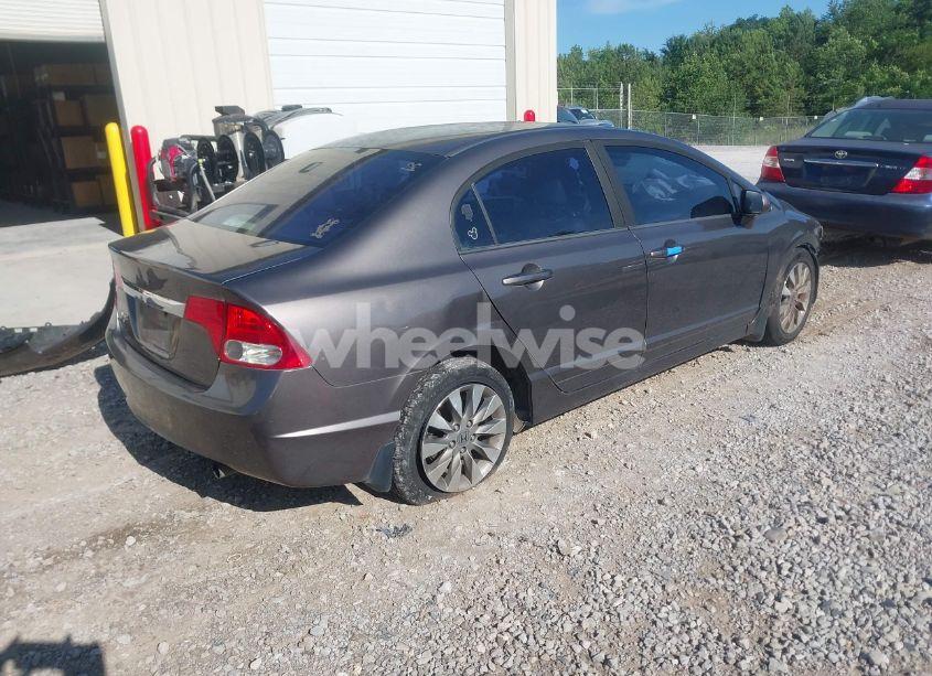 Photo 4 of 2010 Honda Civic EX-L (VIN 19XFA1F99AE054103)