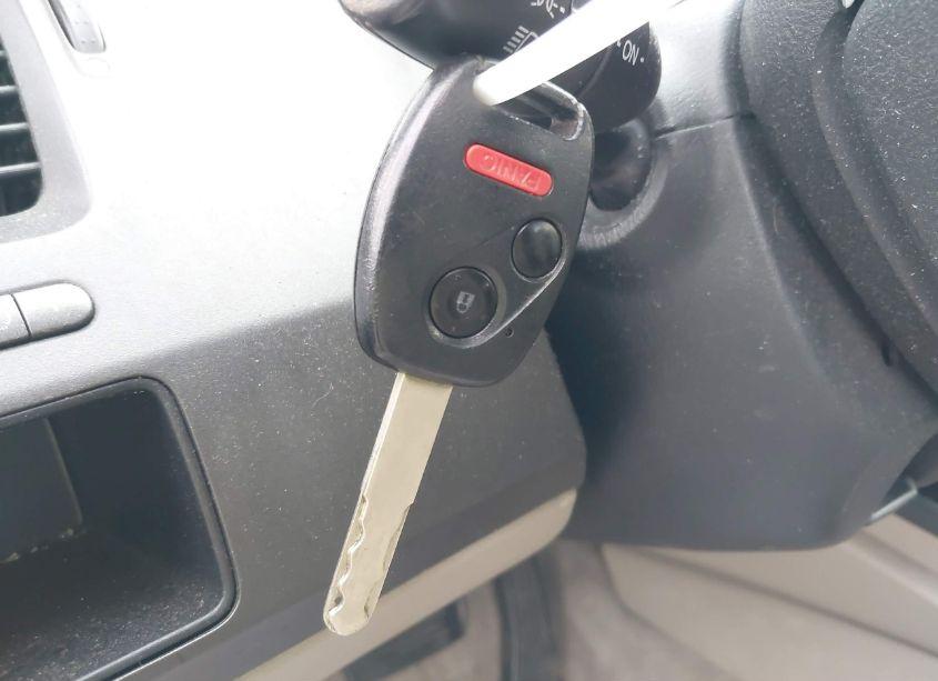 Photo 11 of 2011 Honda Civic GX (VIN 19XFA4F53BE000098)