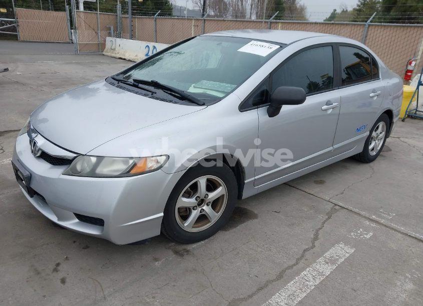 Photo 2 of 2011 Honda Civic GX (VIN 19XFA4F55BE000426)