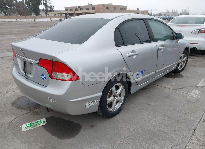 Photo 4 of 2011 Honda Civic GX (VIN 19XFA4F55BE000426)