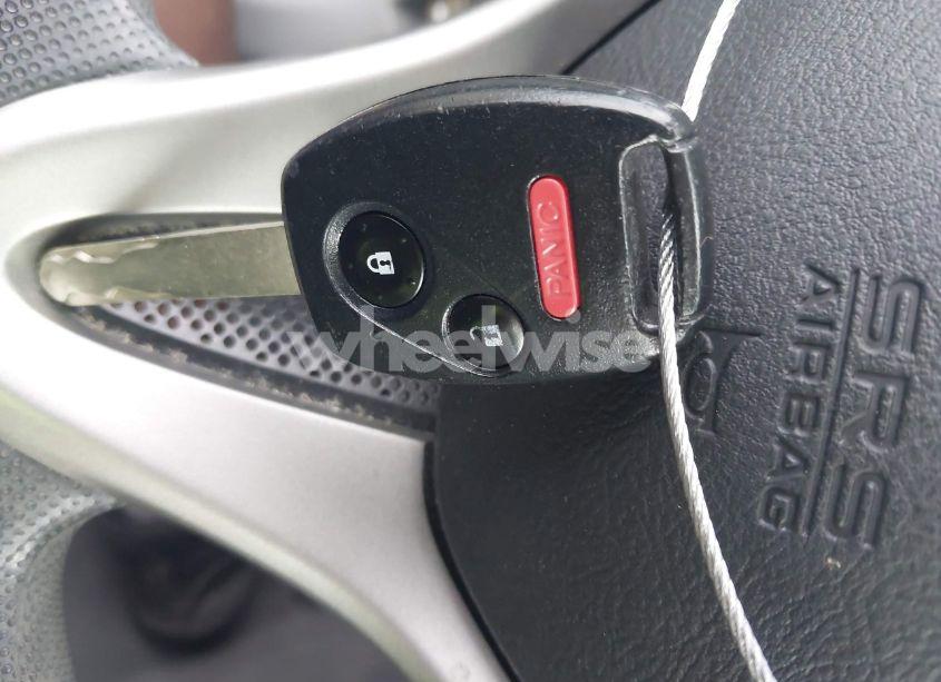 Photo 11 of 2010 Honda Civic GX (VIN 19XFA4F56AE000451)