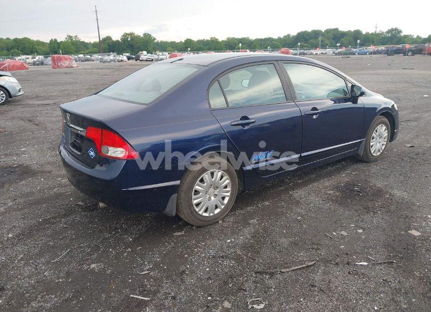 Photo 4 of 2010 Honda Civic GX (VIN 19XFA4F56AE000451)