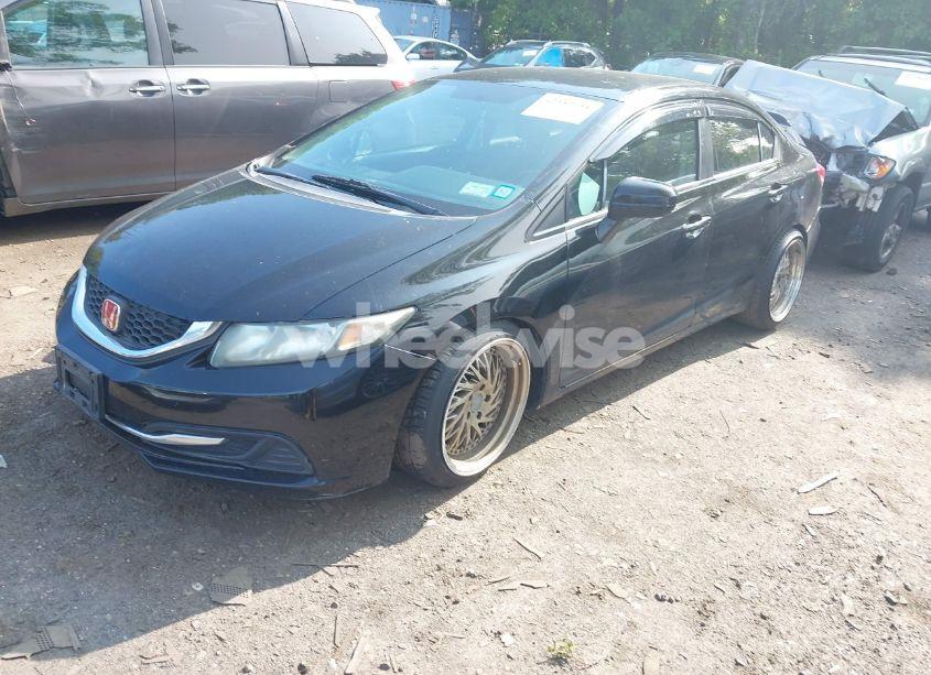 Photo 2 of 2014 Honda Civic LX (VIN 19XFB2E50EE048097)