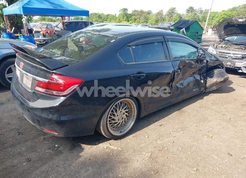 Photo 4 of 2014 Honda Civic LX (VIN 19XFB2E50EE048097)