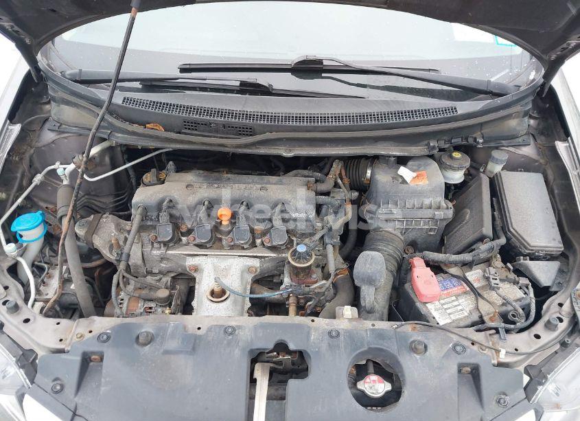 Photo 10 of 2014 Honda Civic LX (VIN 19XFB2E50EE055504)