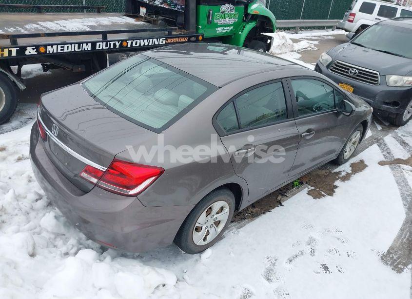 Photo 4 of 2014 Honda Civic LX (VIN 19XFB2E50EE055504)