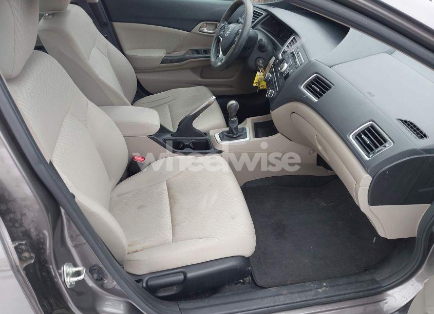 Photo 5 of 2014 Honda Civic LX (VIN 19XFB2E50EE055504)