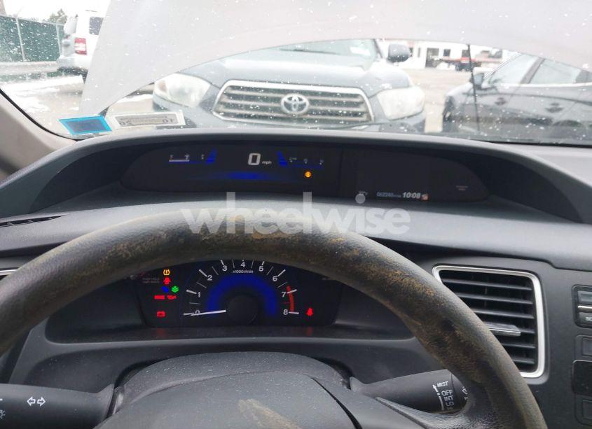 Photo 7 of 2014 Honda Civic LX (VIN 19XFB2E50EE055504)