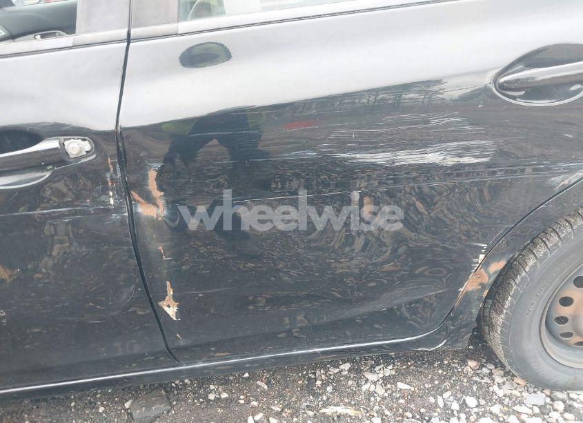 Photo 17 of 2015 Honda Civic LX (VIN 19XFB2E50FE061062)