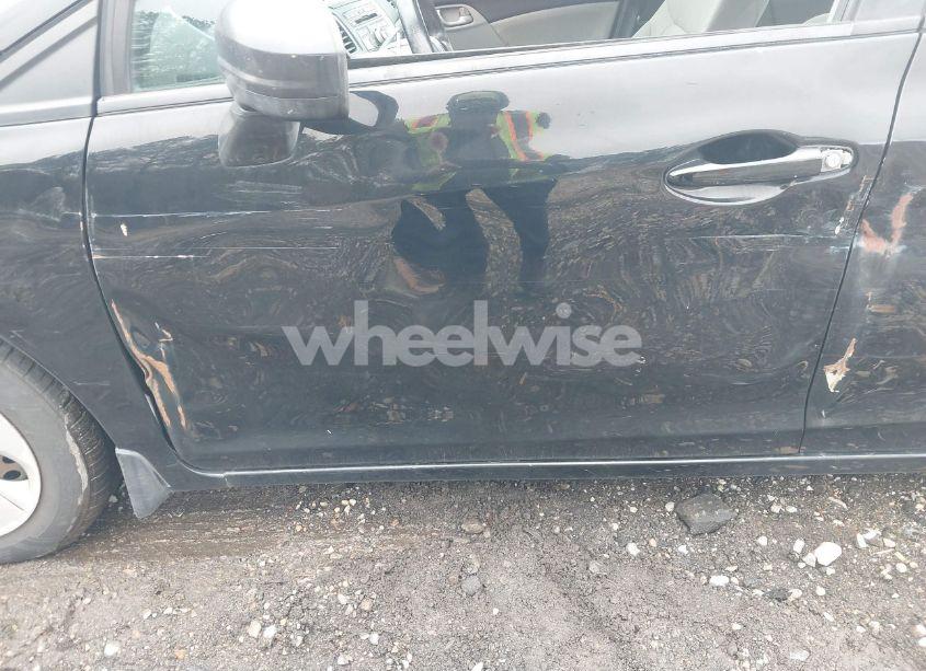 Photo 18 of 2015 Honda Civic LX (VIN 19XFB2E50FE061062)