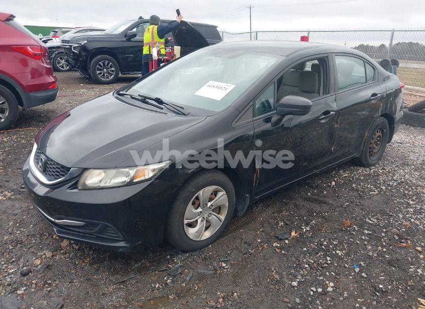 Photo 2 of 2015 Honda Civic LX (VIN 19XFB2E50FE061062)