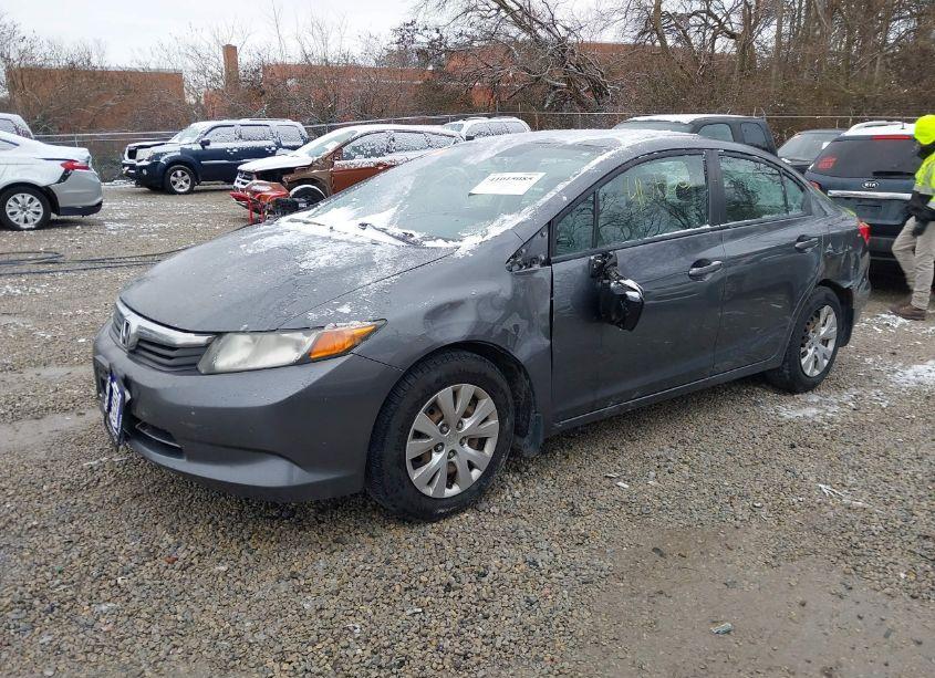 Photo 2 of 2012 Honda Civic LX (VIN 19XFB2E51CE068498)