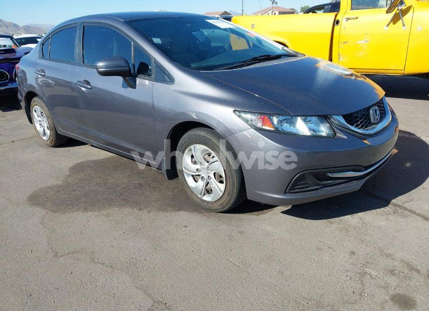 2015 Honda Civic LX (VIN 19XFB2E51FE047378) main photo