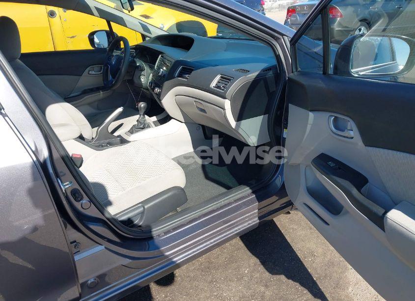 Photo 5 of 2015 Honda Civic LX (VIN 19XFB2E51FE047378)