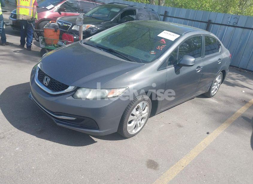 Photo 2 of 2013 Honda Civic LX (VIN 19XFB2E52DE056295)