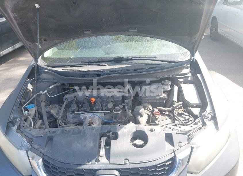 Photo 6 of 2013 Honda Civic LX (VIN 19XFB2E52DE056295)