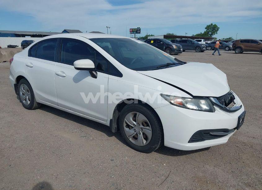2015 Honda Civic LX (VIN 19XFB2E52FE039189) main photo