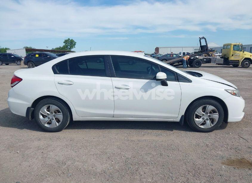 Photo 13 of 2015 Honda Civic LX (VIN 19XFB2E52FE039189)