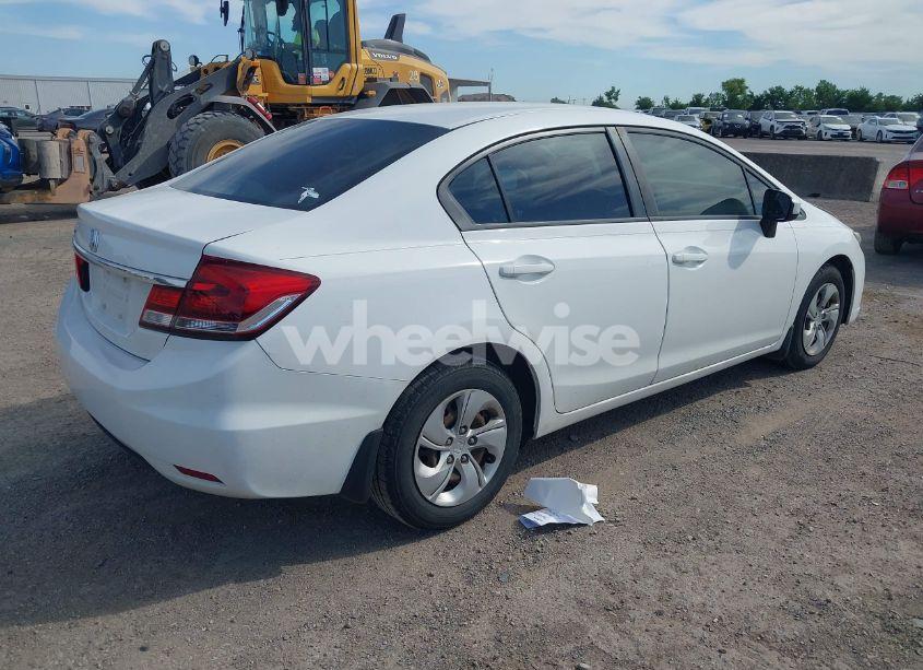 Photo 4 of 2015 Honda Civic LX (VIN 19XFB2E52FE039189)