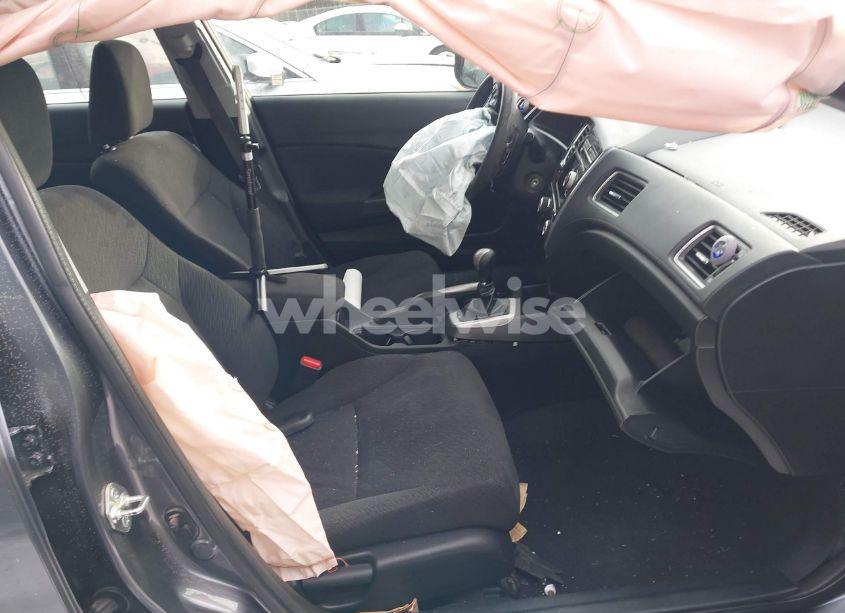 Photo 5 of 2013 Honda Civic LX (VIN 19XFB2E54DE009964)