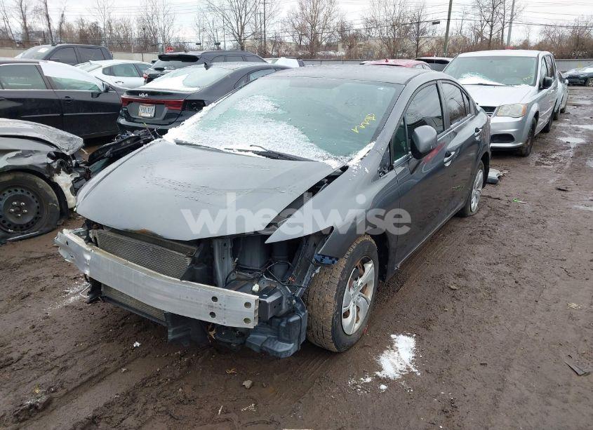 Photo 2 of 2013 Honda Civic LX (VIN 19XFB2E55DE065444)