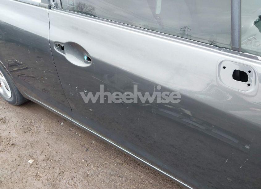 Photo 22 of 2013 Honda Civic LX (VIN 19XFB2E55DE065444)