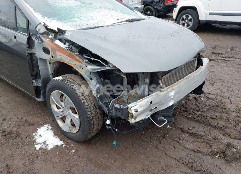 Photo 6 of 2013 Honda Civic LX (VIN 19XFB2E55DE065444)