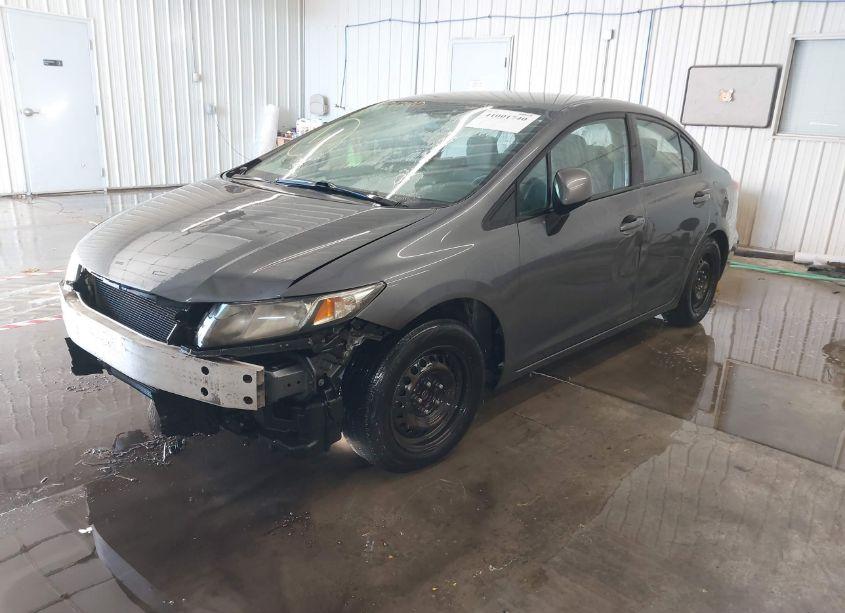 Photo 2 of 2013 Honda Civic LX (VIN 19XFB2E56DE020206)