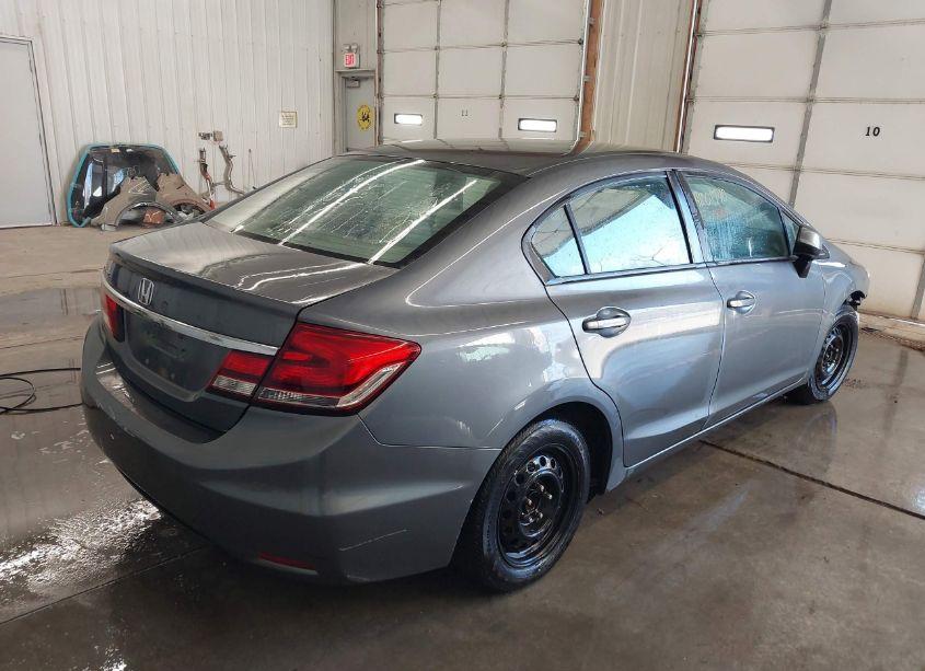 Photo 4 of 2013 Honda Civic LX (VIN 19XFB2E56DE020206)