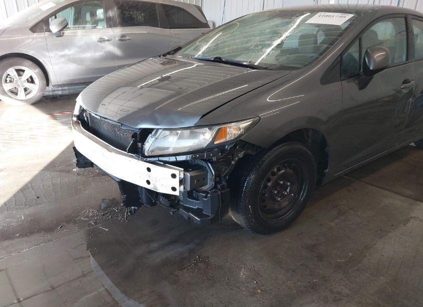 Photo 6 of 2013 Honda Civic LX (VIN 19XFB2E56DE020206)