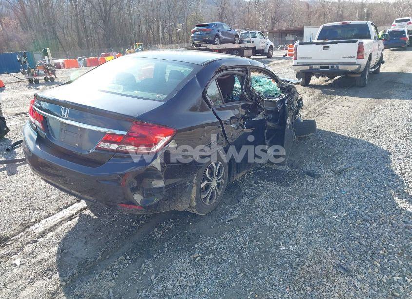 Photo 4 of 2013 Honda Civic LX (VIN 19XFB2E56DE037166)