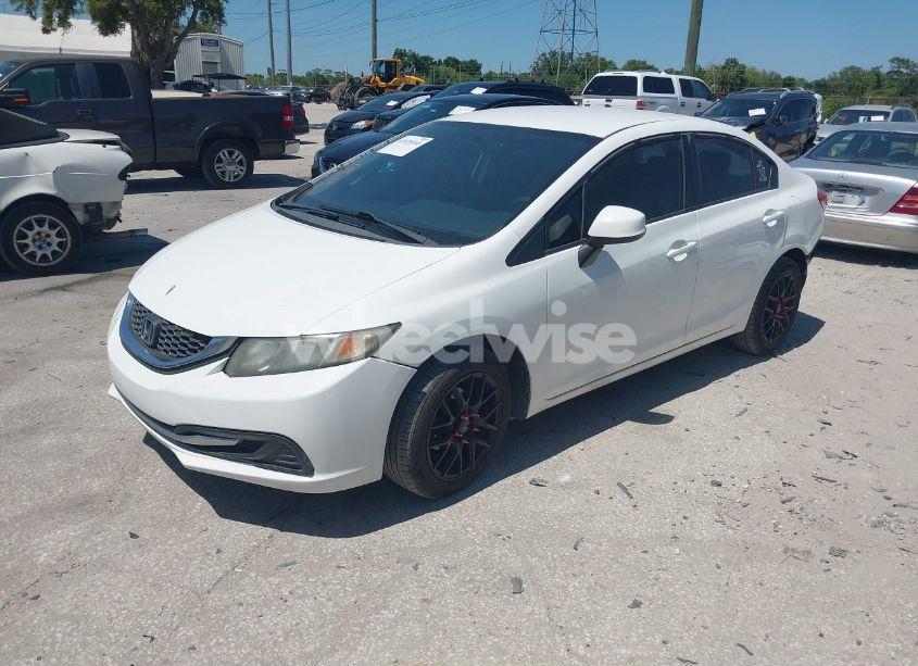 Photo 2 of 2013 Honda Civic LX (VIN 19XFB2E56DE058583)
