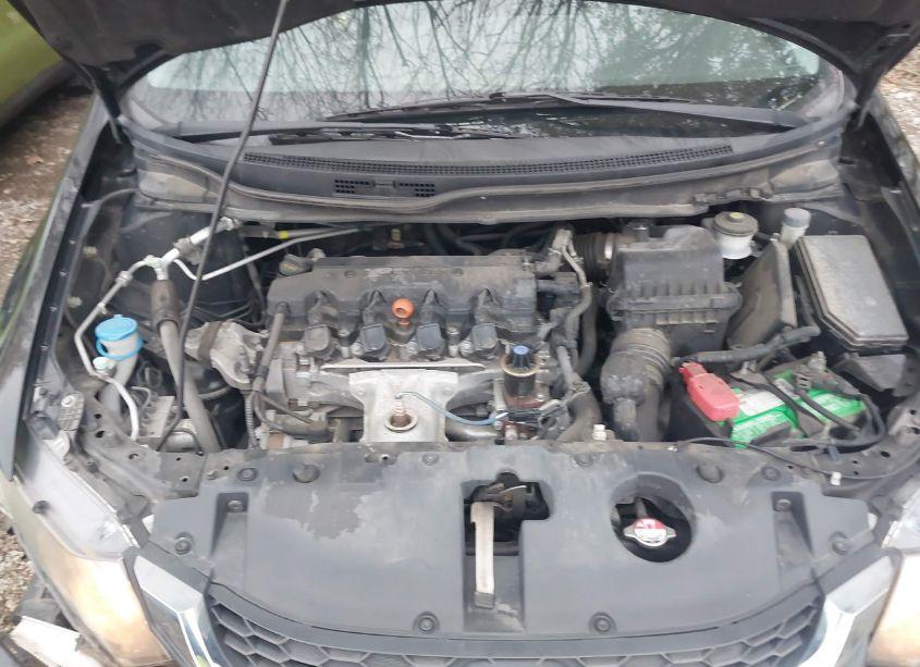Photo 10 of 2015 Honda Civic LX (VIN 19XFB2E56FE062975)
