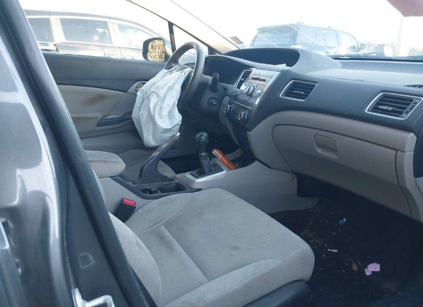 Photo 5 of 2013 Honda Civic LX (VIN 19XFB2E58DE035483)