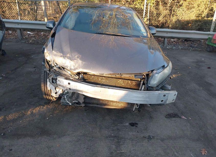 Photo 6 of 2013 Honda Civic LX (VIN 19XFB2E58DE035483)