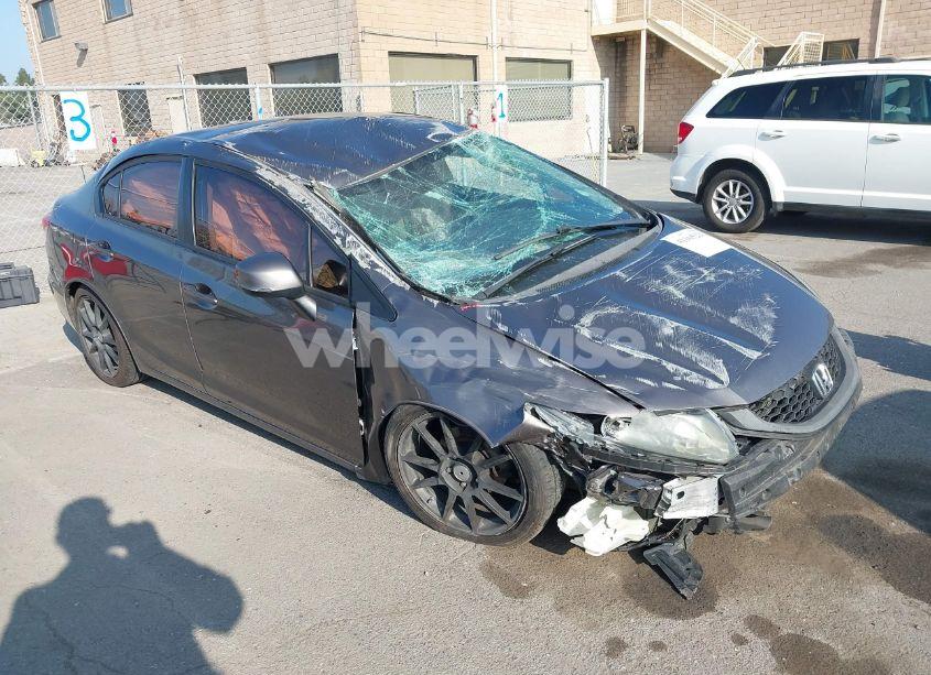 2013 Honda Civic LX (VIN 19XFB2E58DE062666) main photo