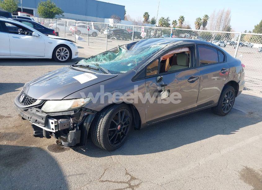 Photo 2 of 2013 Honda Civic LX (VIN 19XFB2E58DE062666)