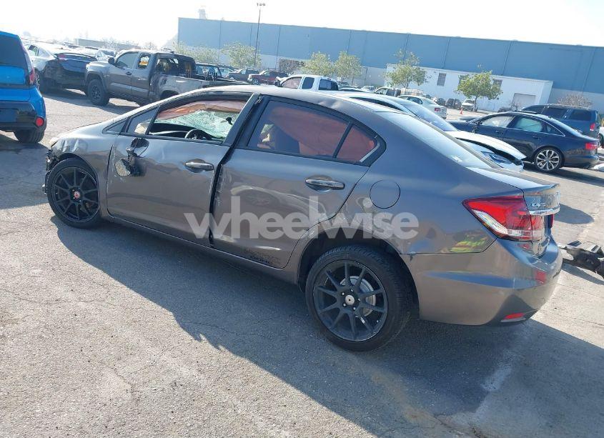 Photo 3 of 2013 Honda Civic LX (VIN 19XFB2E58DE062666)